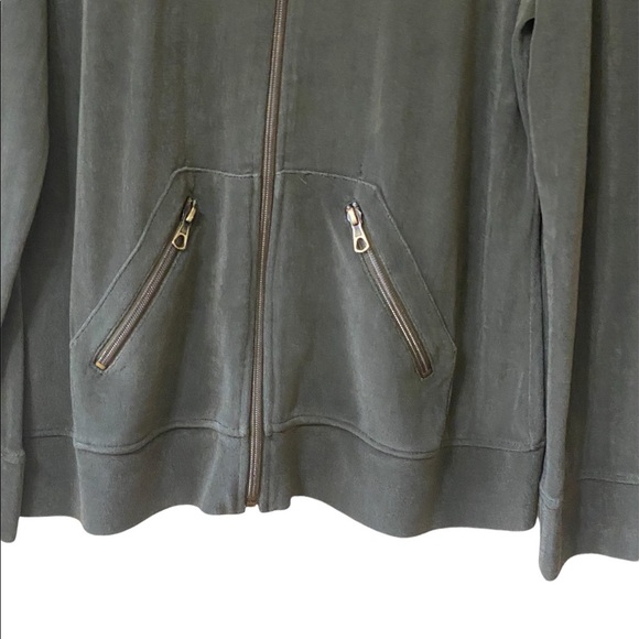 Chico's Travelers Lightweight Full Zip-Up Jacket in Olive Green - Picture 4 of 6